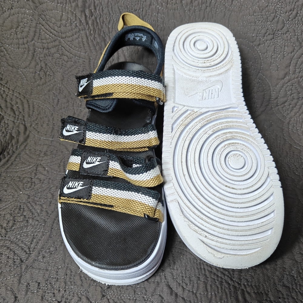 Nike Icon Classic Black Metallic Gold Platform Strappy Slip On Women’s Sandals 8 - Picture 7 of 8